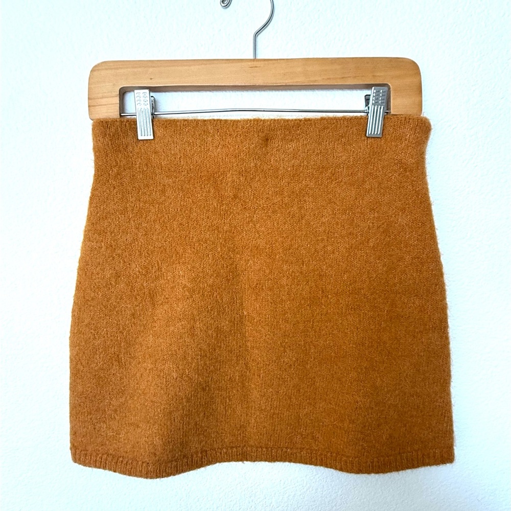 NWT Zara skirts wool alpaca blend size small in gorgeous vivid mustard color